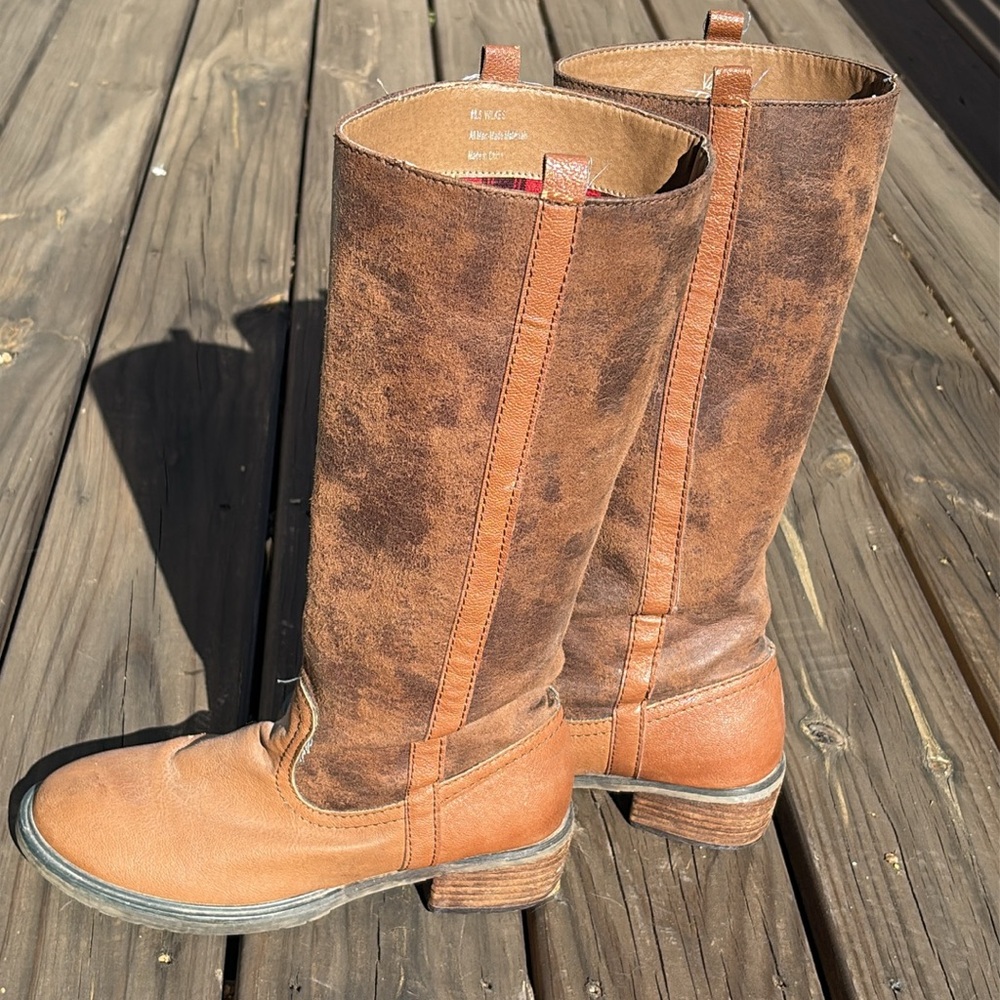 Very Volatile | Wilkes Brown Knee-High Boots